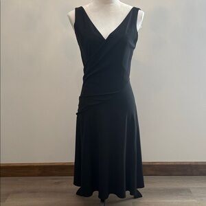 Donna Karan Black Label Elegant Black Sleeveless Dress